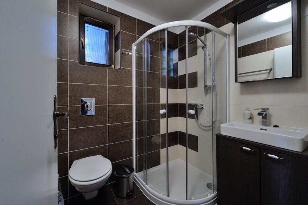 Apartment Drvena Kuca Mreznica Gornji Zvečaj Værelse billede